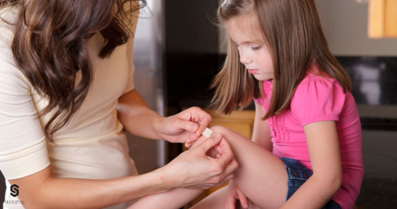 Paediatric First Aid at Work training course 2 day in person blended